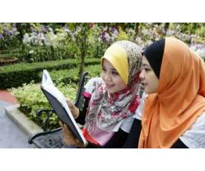 Most Varsity Students Female in Malaysia